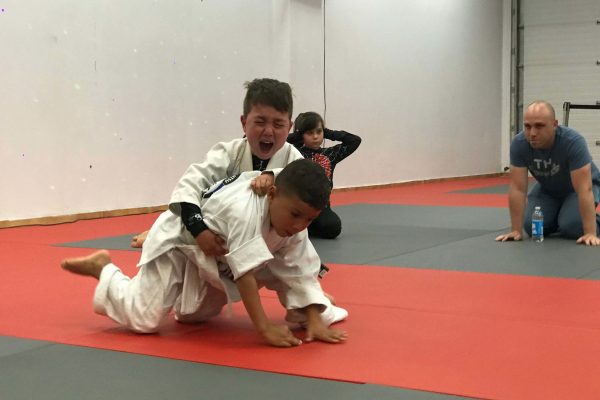 374mma-JUNIOR-TEEN-SELF-DEFENCE​-Class-7