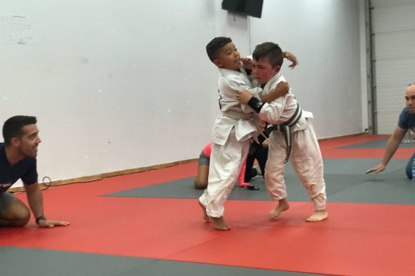 374mma-JUNIOR-TEEN-SELF-DEFENCE​-Class-8